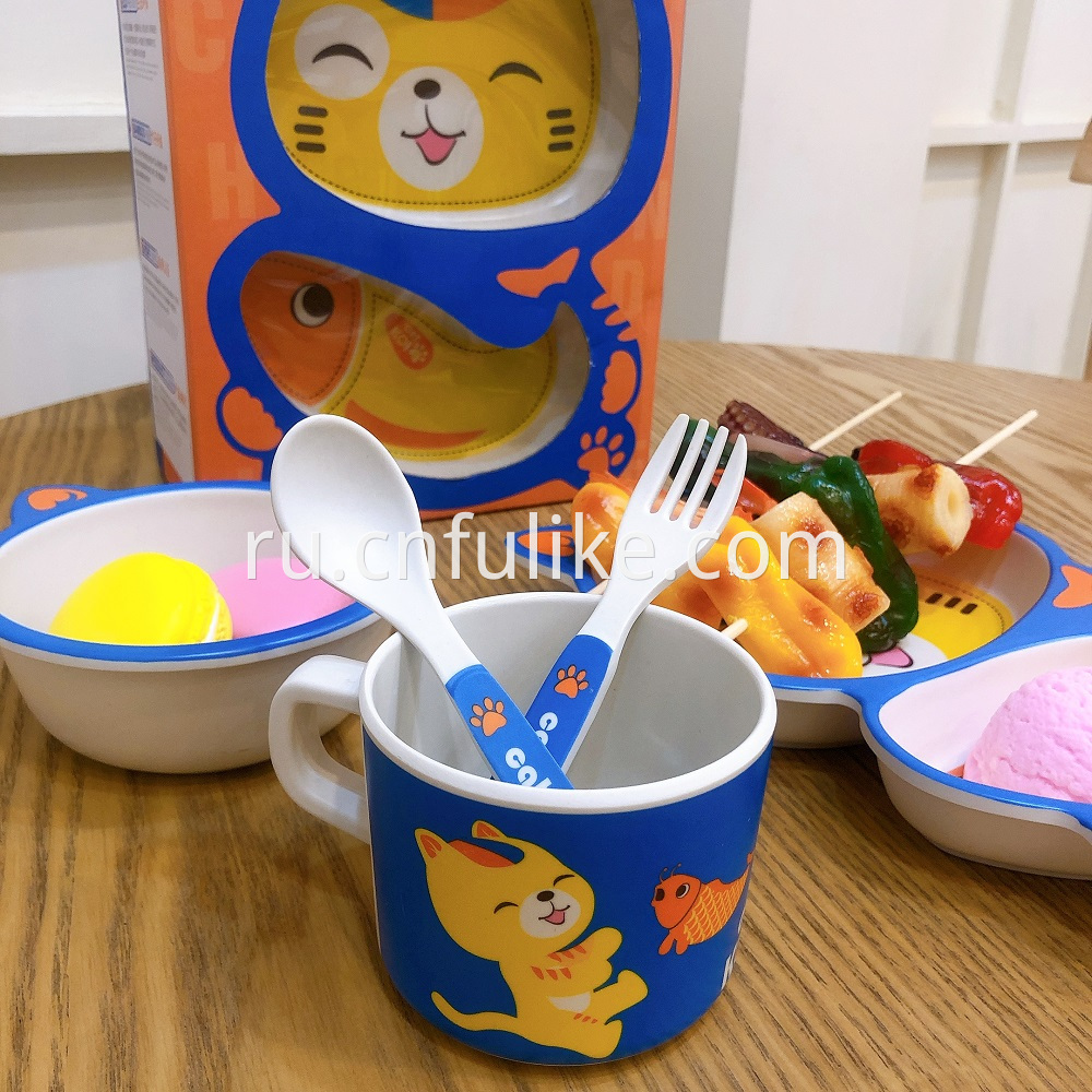 Modern Tableware Set